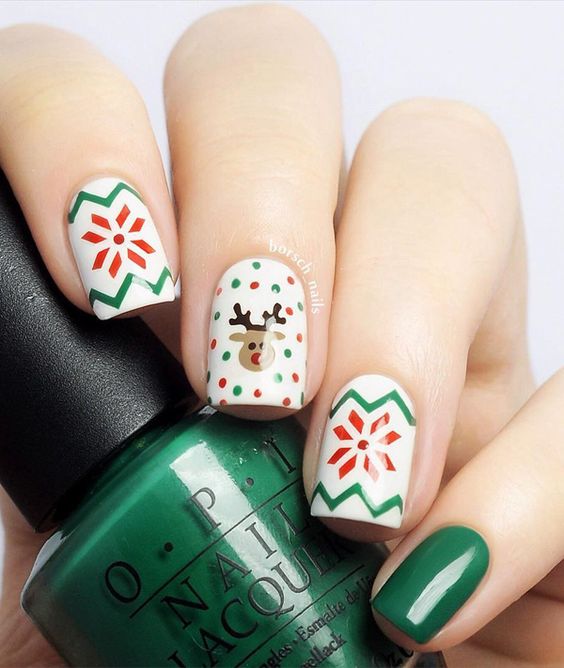 winter nails; winter acrylic nails; Christmas nails; winter nail colors; winter snowflake; classy winter nails; red and gold nail art designs.