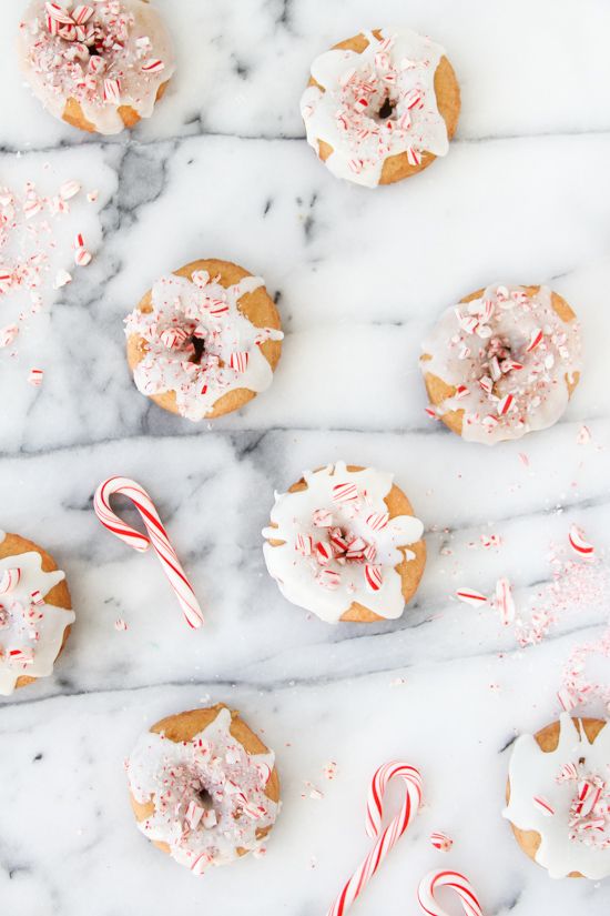 Christmas cookies ideas; Christmas cookies decorating ideas; Christmas tree cookies; chocolate sugar cookies; snowflake cookies; santa cookies.