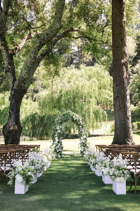 wedding reception ideas; outdoor wedding decors; #wedding #weddingdecor