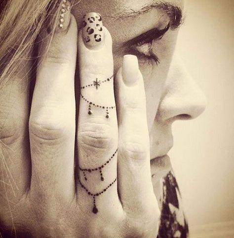 Tiny finger tattoos for girls; small tattoos for women; rose finger tattoos; ring finger tattoos; finger tattoos with meaning; small word tattoos; cute finger tattoos.