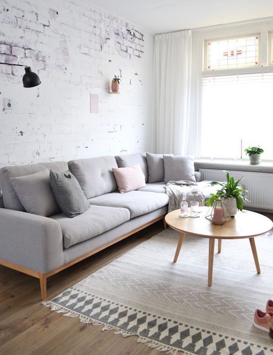 Looking for best living room ideas for a small apartment? Here are 50+ designs that you will get inspiration. #livingroomdecor #livingroomdesign #livingroom #sofa #homedesign #homedecoration