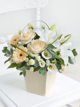 flowers bouquet; floral centerpieces; beautiful flowers; flower designs. #flowers #flowersbouquet #floralcenterpieces #tablecenterpieces